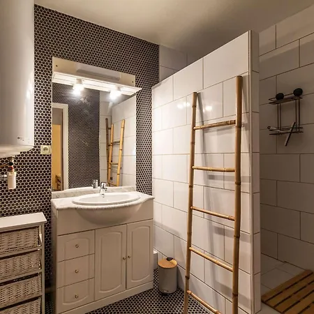 T2 Avec Cuisine Neuve Et Cave Au Centre De - Fr-1-401-278 Apartment