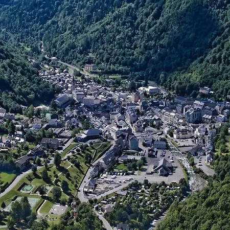 Apartment T2 Avec Cuisine Neuve Et Cave Au Centre De - Fr-1-401-278 Cauterets