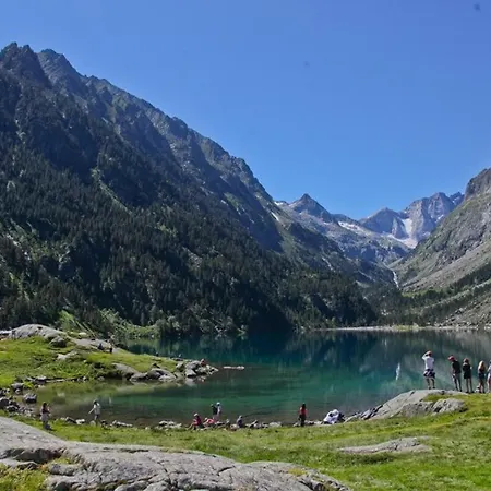 Διαμέρισμα T2 Avec Cuisine Neuve Et Cave Au Centre De - Fr-1-401-278 *