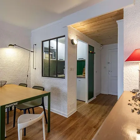 Διαμέρισμα T2 Avec Cuisine Neuve Et Cave Au Centre De - Fr-1-401-278 *
