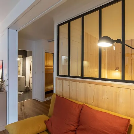 T2 Avec Cuisine Neuve Et Cave Au Centre De - Fr-1-401-278 *