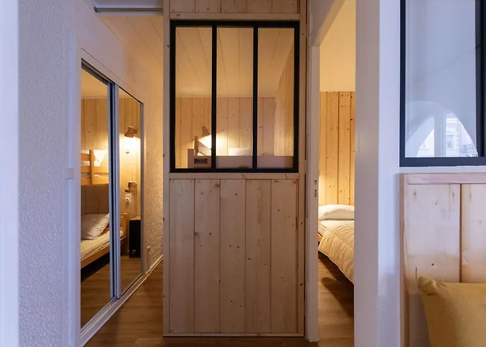 T2 Avec Cuisine Neuve Et Cave Au Centre De - Fr-1-401-278 * Cauterets